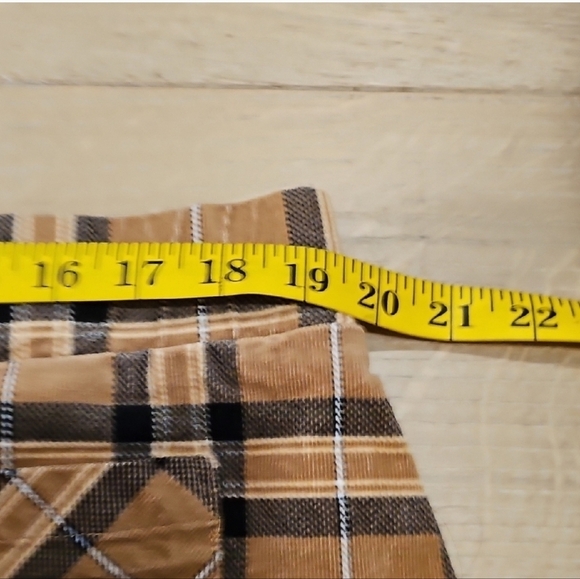 🍁🍂NWOT TORRID 2X Mini Corduroy Button-Front Skirt - Picture 8 of 9